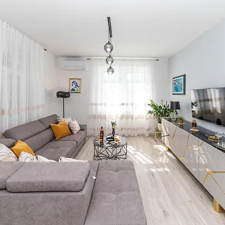 Rosemary Apartment Kastela